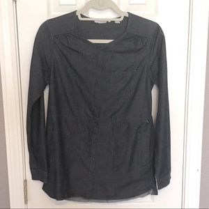 Toad&Co Chambray Travel Top